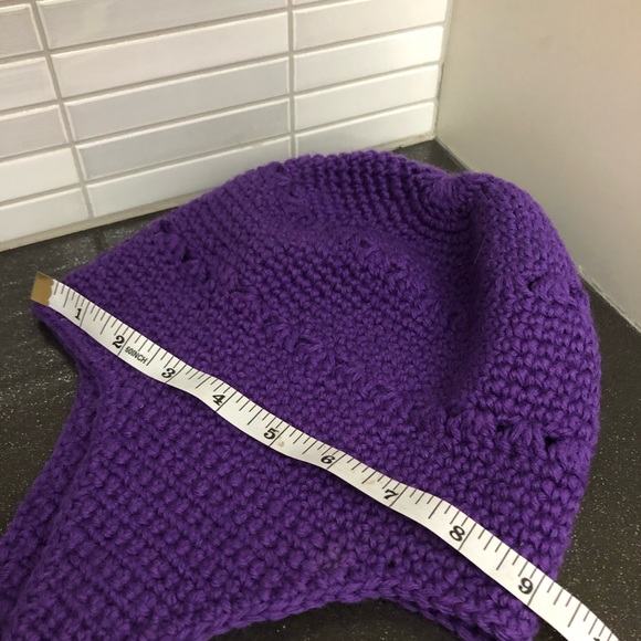 Wool youth toque - Picture 6 of 6